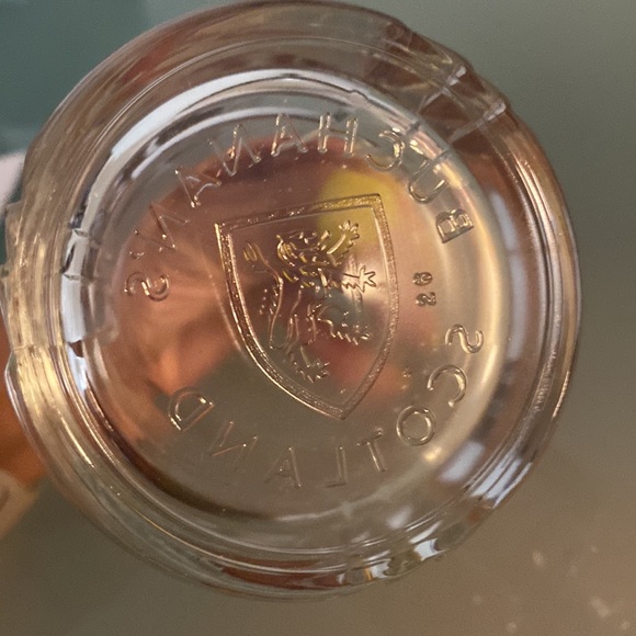 Buchanan's DeLuxe Two Branded Glasses - Picture 2 of 2